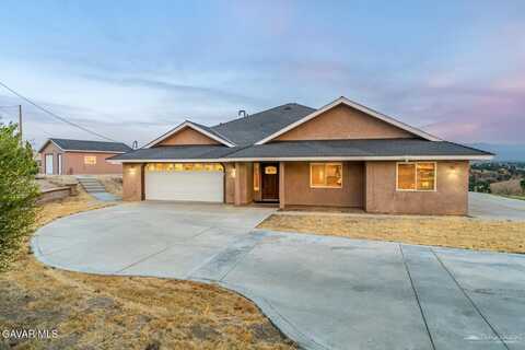 23309 Tak Court, Tehachapi, CA 93561