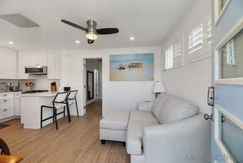 2057-59 Felspar St, Sd, CA 92109