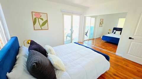 4233 39th ST unit: C, San Diego, CA 92105