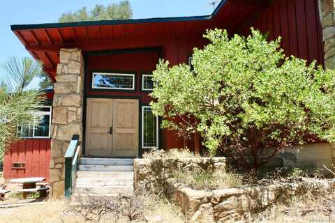 8761 Riverside Dr, Descanso, CA 91916