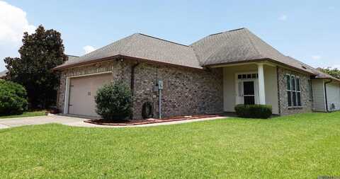 902 Woodhue Dr, Saint George, LA 70810