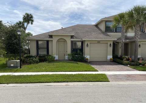 10031 W Villa Circle, Vero Beach, FL 32966