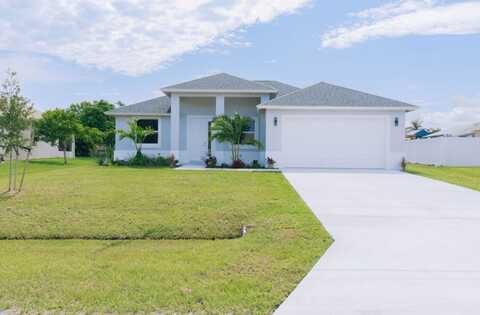 5941 NW Center Street, Port Saint Lucie, FL 34986