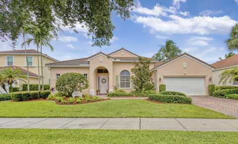 109 Magnolia Way, Tequesta, FL 33469