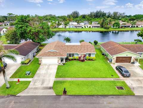 8443 Raymond Drive, Boynton Beach, FL 33472