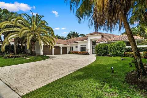 910 Parkside Circle N, Boca Raton, FL 33486