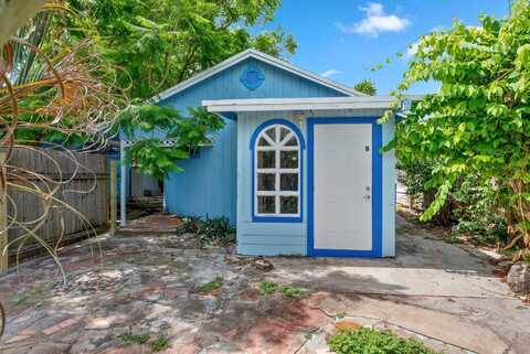 714 W Lakewood Road, West Palm Beach, FL 33405