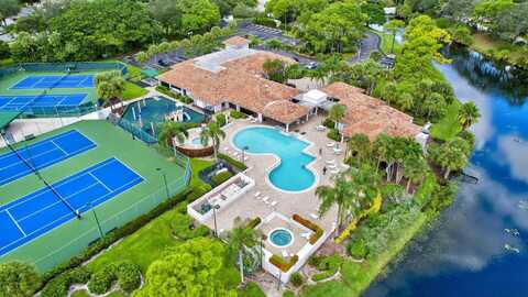 2563 Egret Lake Drive, Greenacres, FL 33413