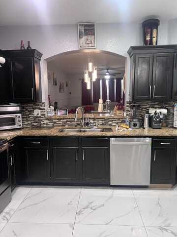 2336 Center Stone Lane, Riviera Beach, FL 33404