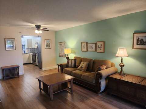 4820 Lucerne Lakes 106 Boulevard, Lake Worth, FL 33467