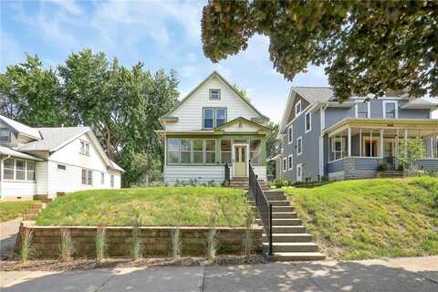 242 Baker Street W, Saint Paul, MN 55107