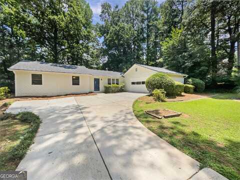 4095 Maxanne, Kennesaw, GA 30144