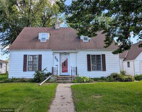 205 5th Street S, Sauk Centre, MN 56378