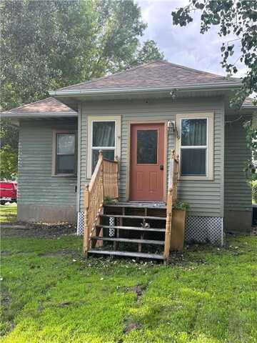 119 3rd Avenue E, Franklin, MN 55333