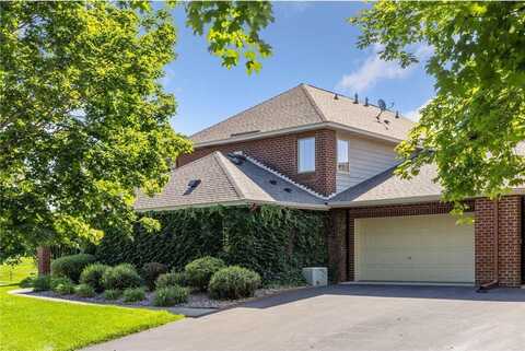 1900 Hunter Hill Road, Hudson, WI 54016