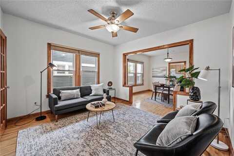 3608 Park Avenue, Minneapolis, MN 55407