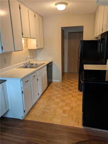 255 Westview Drive, West Saint Paul, MN 55118