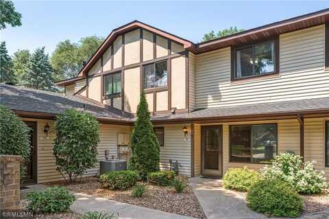 1111 W Royal Oaks Drive, Shoreview, MN 55126