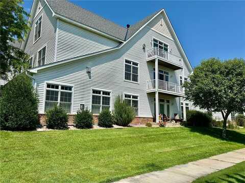 2100 Old School Road, Mound, MN 55364