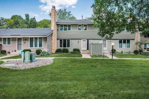 182 Windsor Court, New Brighton, MN 55112