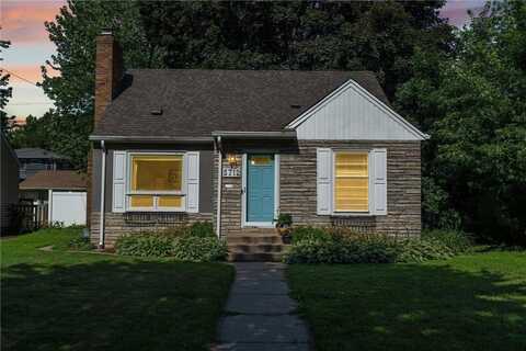 5712 Grand Avenue S, Minneapolis, MN 55419