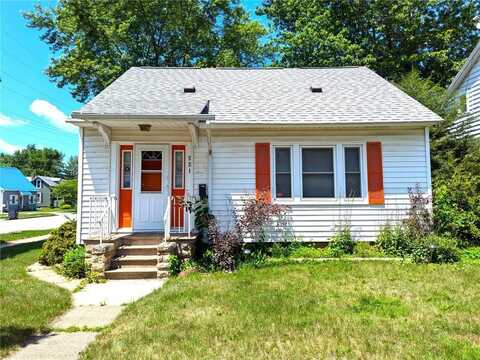521 Chestnut Street, Winona, MN 55987