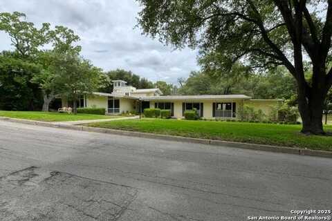509 Canterbury Hill, Terrell Hills, TX 78209