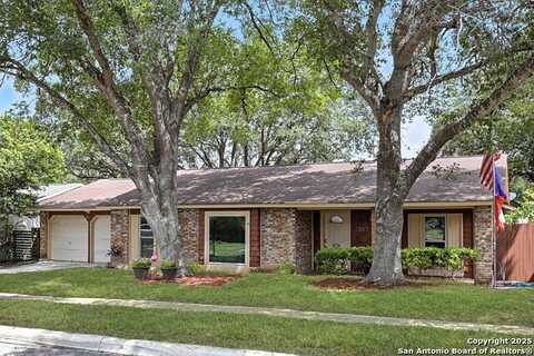 5867 Oak Run, San Antonio, TX 78247