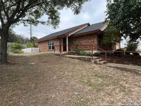 458 Vicksburg Ave, Kerrville, TX 78028
