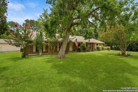 309 Twin Oak, Seguin, TX 78155