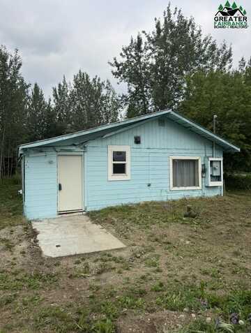 2748 PERIMETER DRIVE, North Pole, AK 99705