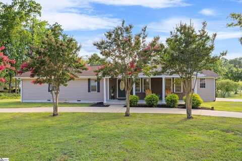 102 Steeplechase Court, Simpsonville, SC 29681