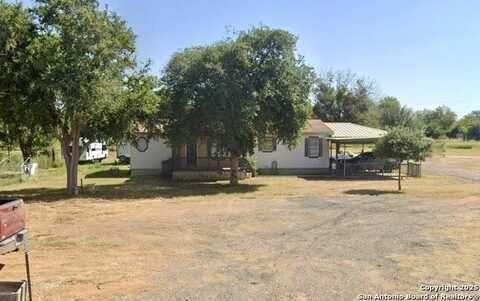 672 N MAIN ST, Cotulla, TX 78014