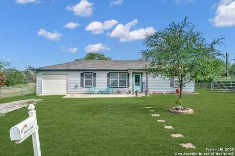 505 Olive St, Jourdanton, TX 78026