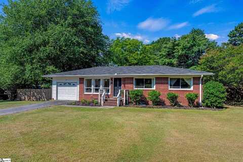 205 Looneybrook Drive, Fountain Inn, SC 29644