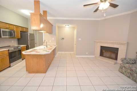 12446 Starcrest, San Antonio, TX 78216