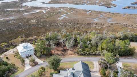 907 E Riverview Drive, Saint Marys, GA 31558