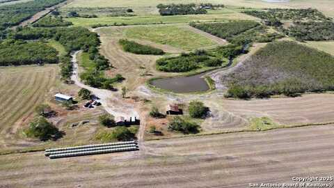1775 county road 405, Karnes City, TX 78118