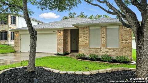 3925 Windy Brook, Schertz, TX 78154