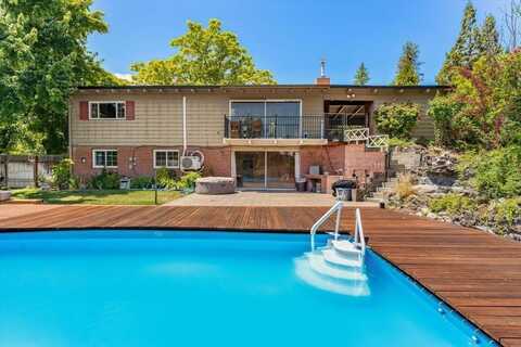 1004 Park Place, Yreka, CA 96097