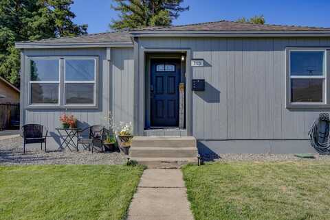 115 Court, Yreka, CA 96097