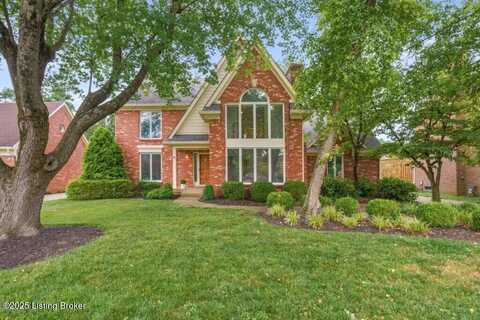 813 Foxgate Rd, Louisville, KY 40223