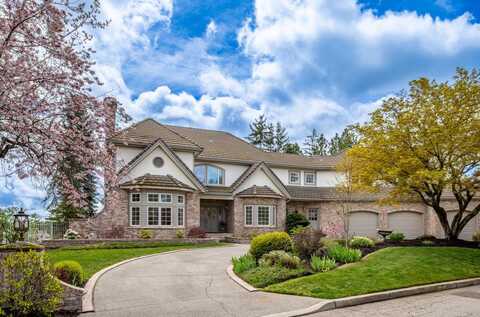 1714 E South Ridge Dr, Spokane, WA 99223