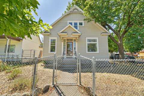 2625 W Mallon Ave, Spokane, WA 99201