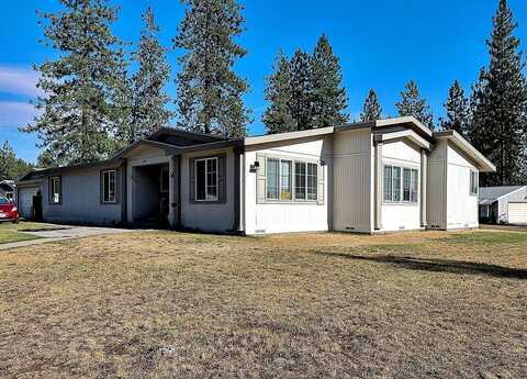 6399 Lakeview Dr, Nine Mile Falls, WA 99026