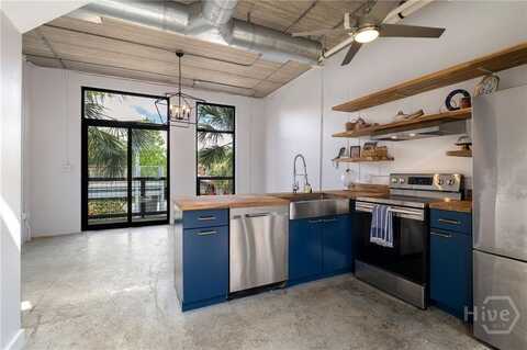 2406 De Soto Avenue, Savannah, GA 31401
