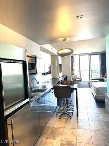 4381 W Flamingo Road, Las Vegas, NV 89103