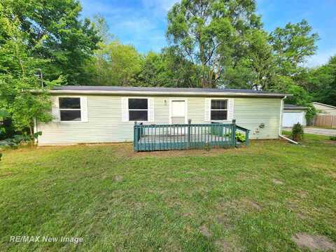 7085 Raucholz, Saint Charles, MI 48655