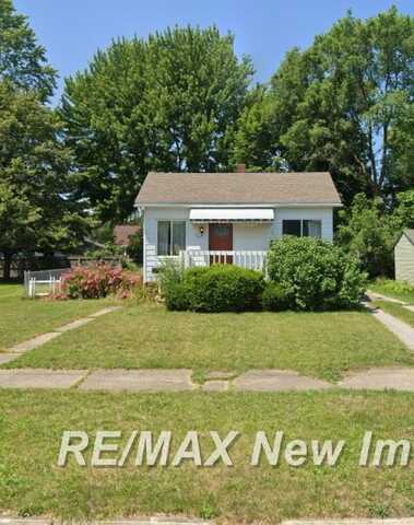 705 N Dewitt, Bay City, MI 48706
