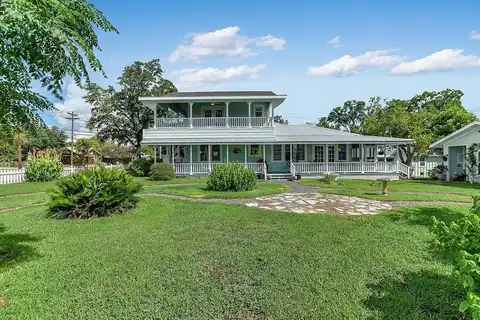864 North Franklin Street, La Grange, TX 78945